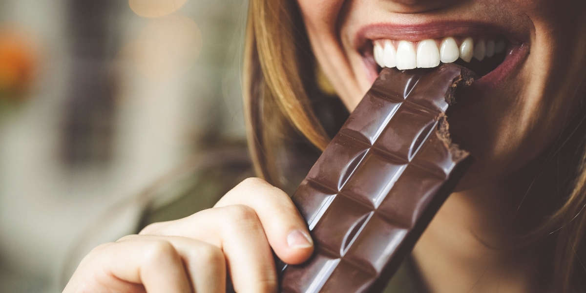 FOOD THAT ADVERSELY AFFECT OUR ORAL HEALTH